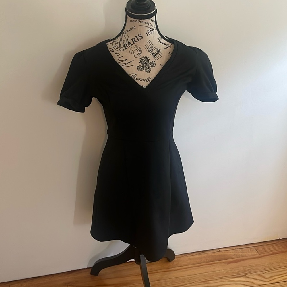 BCBG short sleeve dress